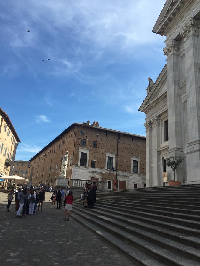 Il Cortegiano Hotel Urbino Zewnętrze zdjęcie